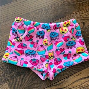 Candy Pink 4/5 soft shorts